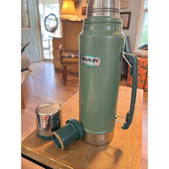Stanley Classic Vacuum Bottle Thermos Green Handle 1.1 Qt Vintage - Picture 4 of 5